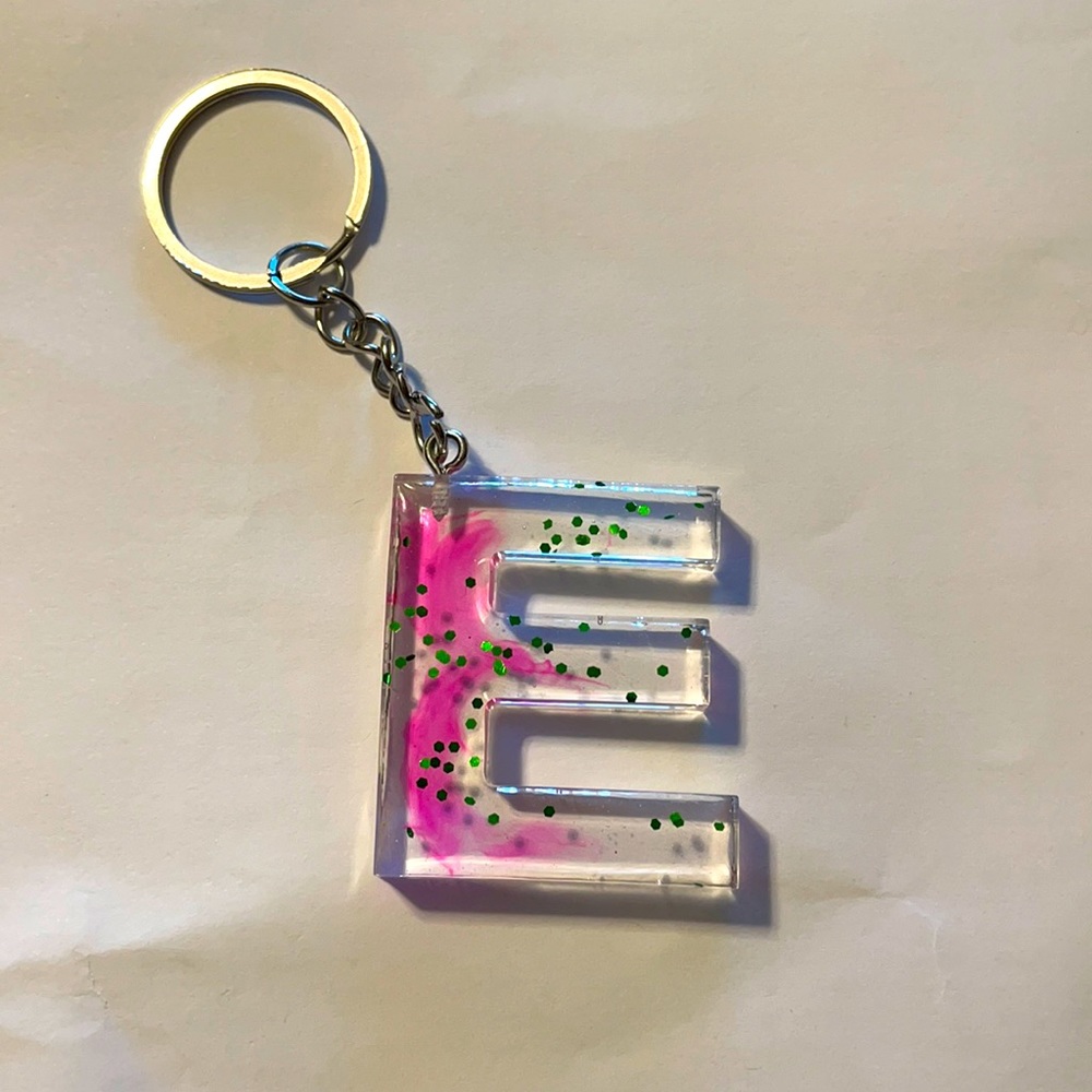 “E” Resin Keychain